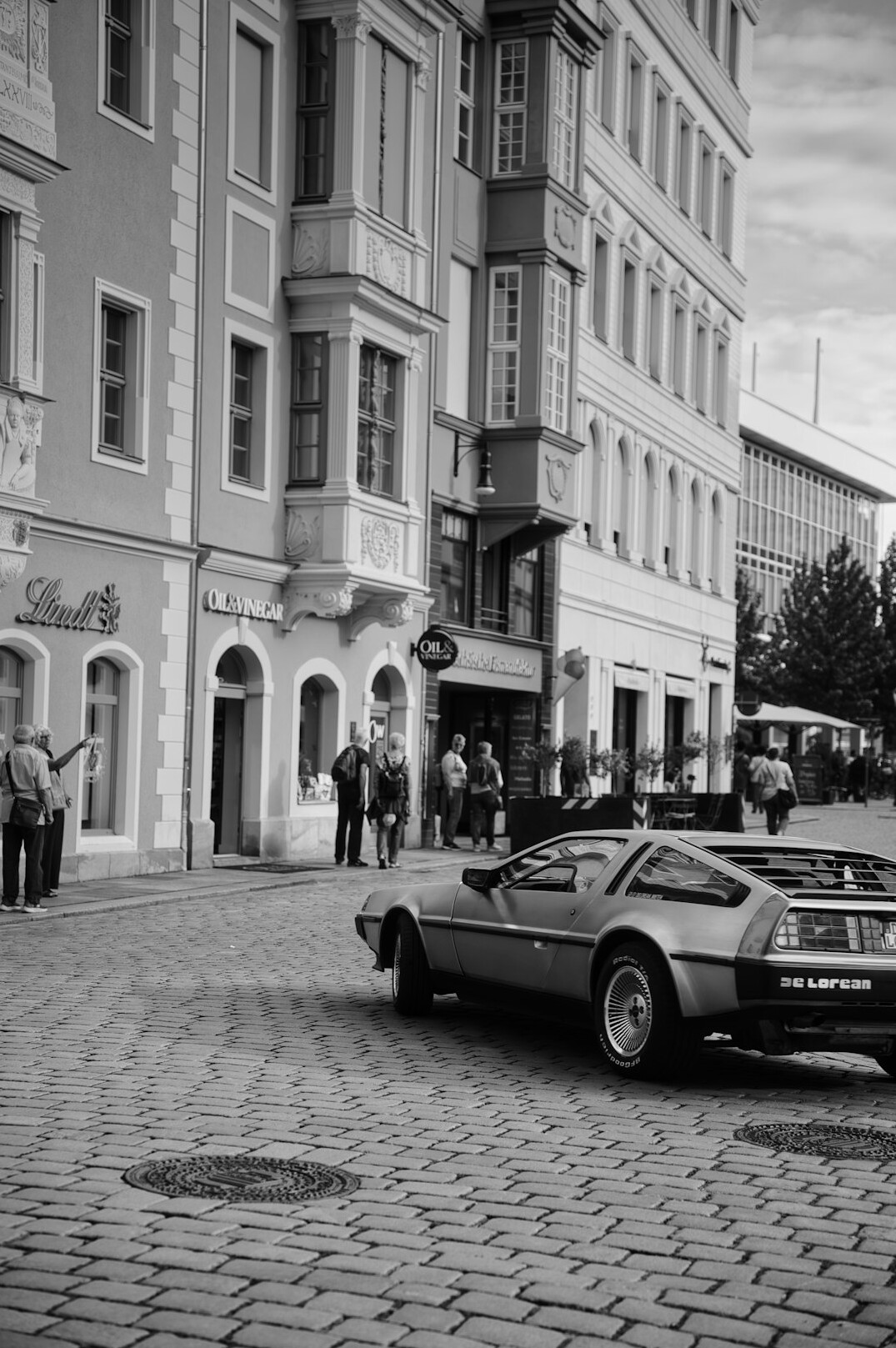 old dresden street scene